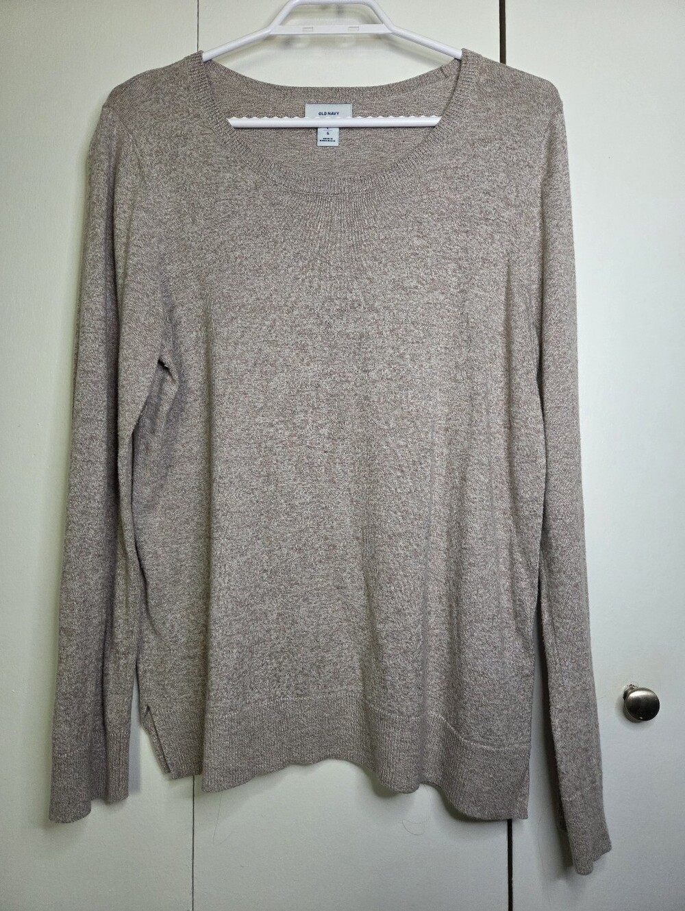 Old Navy Women's L Tan Knit Long Sleeve Crewneck Soft Comfort Top